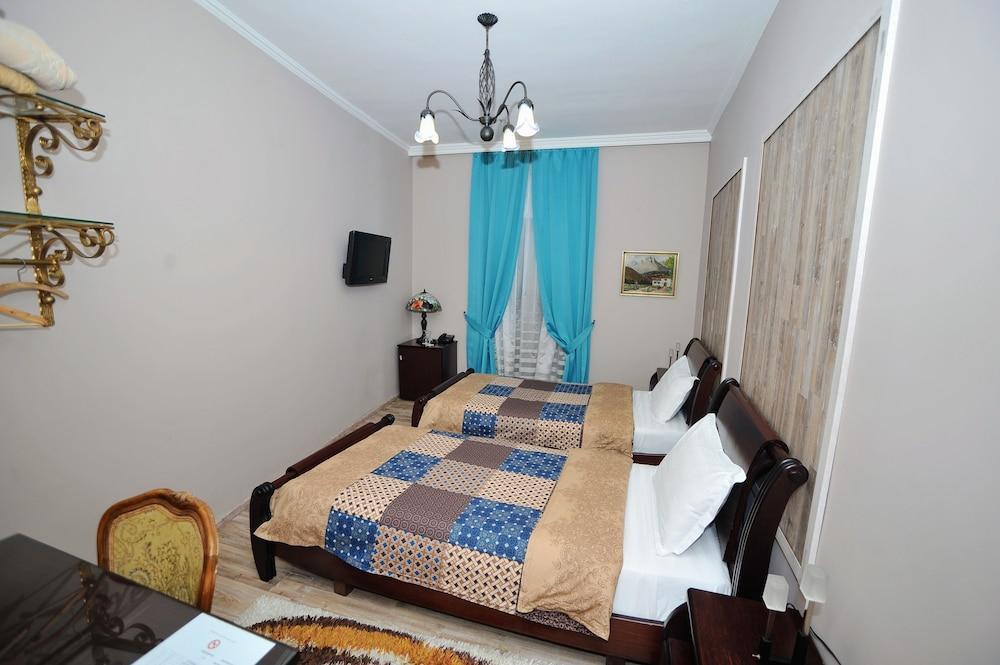 Dream Hotel Tirana Eksteriør billede