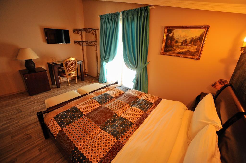Dream Hotel Tirana Eksteriør billede