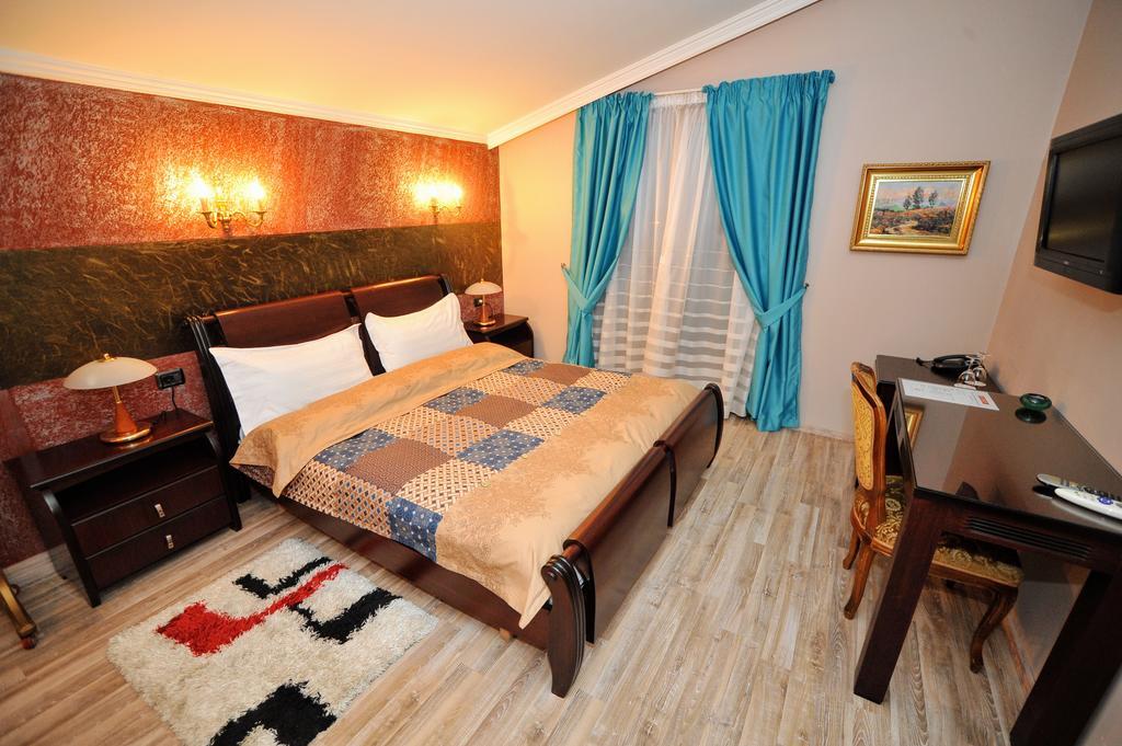 Dream Hotel Tirana Eksteriør billede