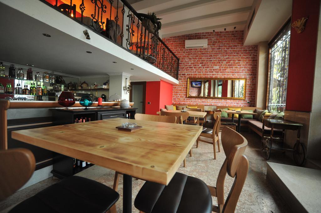 Dream Hotel Tirana Eksteriør billede